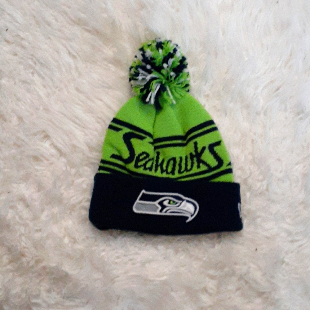 Seattle Seahawks Pom Pom Beanie